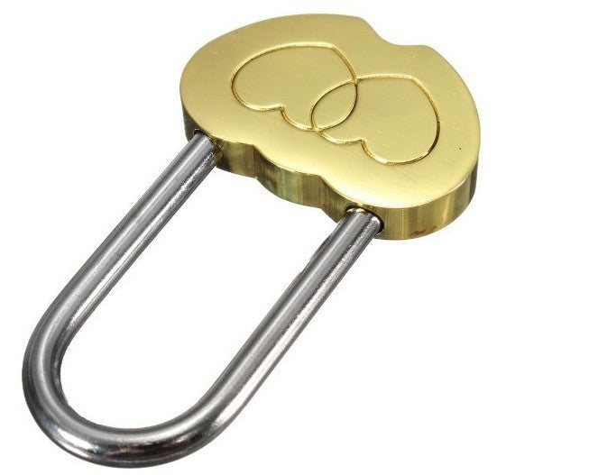 🔒❤️ “Liefde voor Altijd – Slot Zonder Sleutel, Verbonden voor Eeuwig”